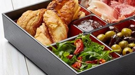 Notre Nourriture et Nos Boissons