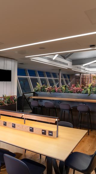 Work facilities at the Club Aspire Lounge Gatwick Airport South Terminal